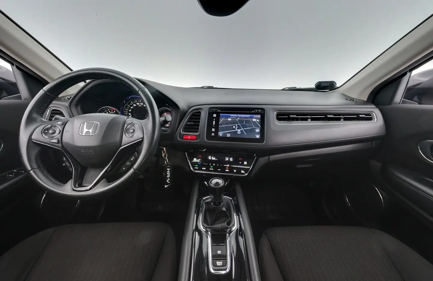 Car Image - 48MO64raa1atqnI1A7fU4F
