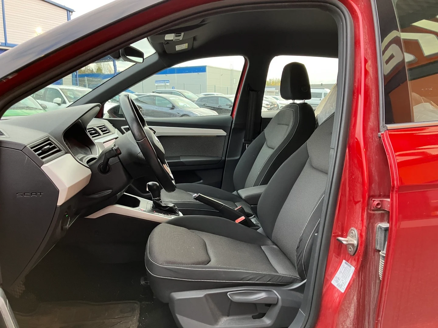 Car Image - 1rBDHccU4HOzTvb6MdFkYT