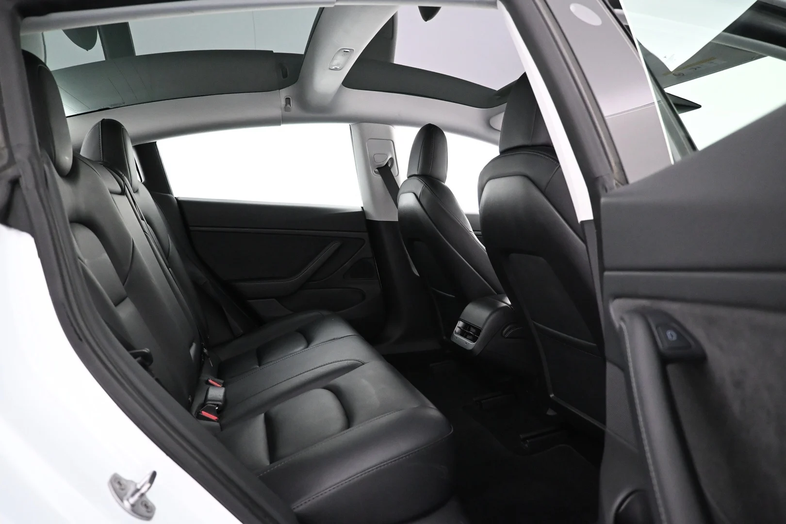 Car Image - 3C4se3zJKNuhcMnhRoJ1A7