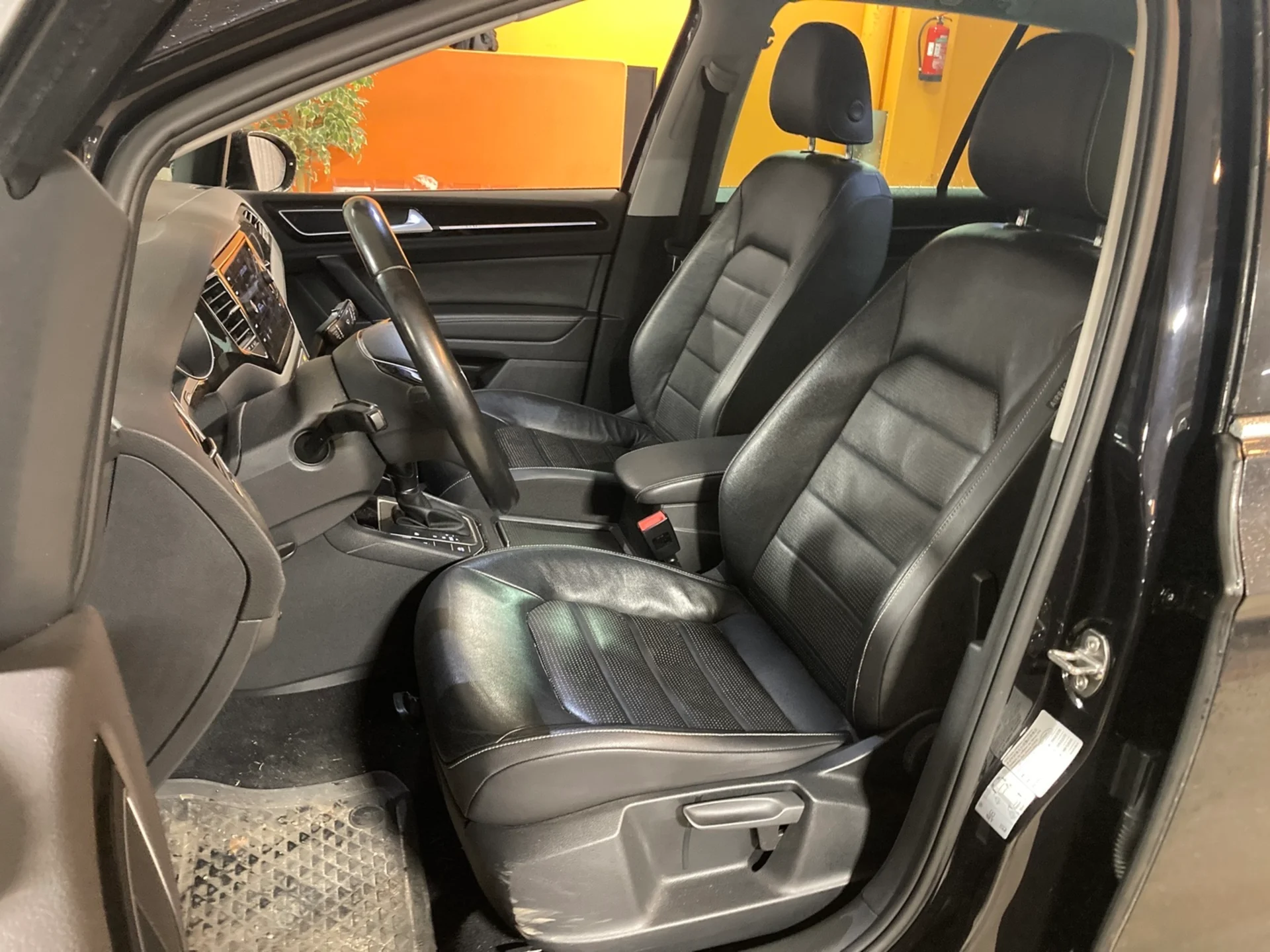 Car Image - 7nYSH5cDk36ER1x3enOOMZ