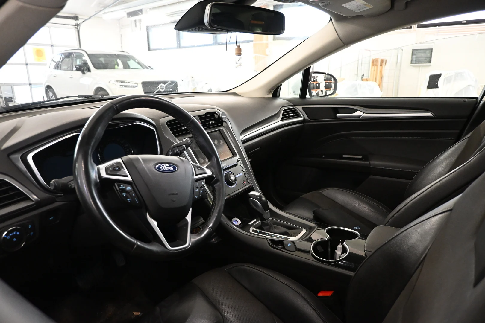 Car Image - vQJyERoR7kmpnY93BahjQ