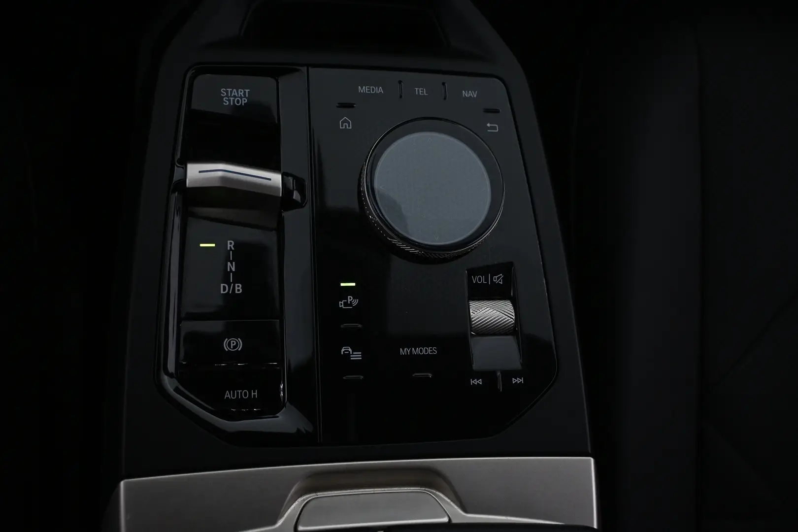 Car Image - 4OgSVNGUK6570mB9iSJx8p