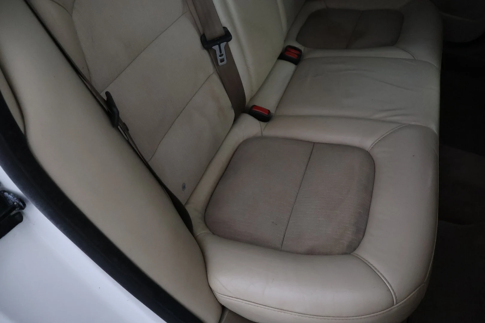 Car Image - 1lI1CEur1tpb4VjwO7Jb7U