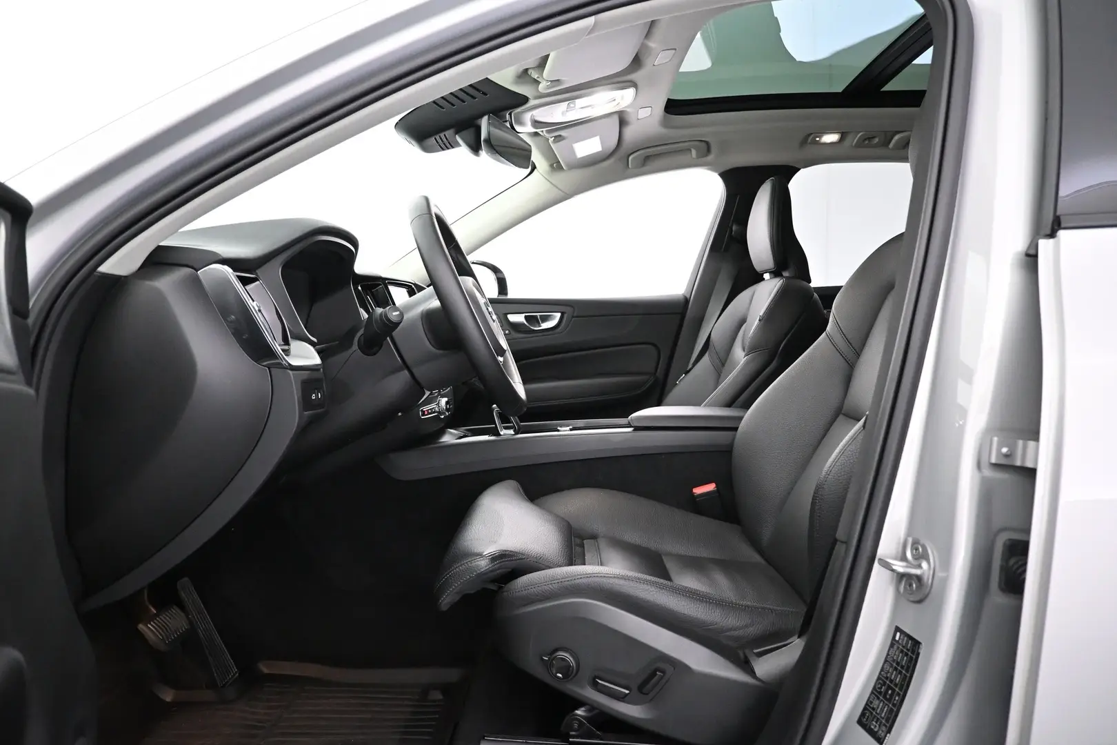 Car Image - 3jzXZOlyAUEHqXR9GJkiKW