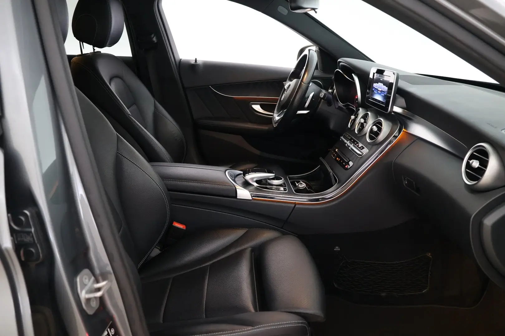 Car Image - 1nc7uSskYub94uou6W4s8p