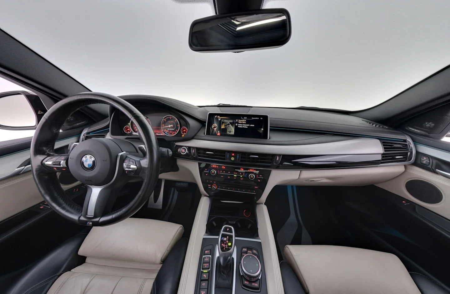 Car Image - 6UZspv60ugRmlx3Phaac8Y