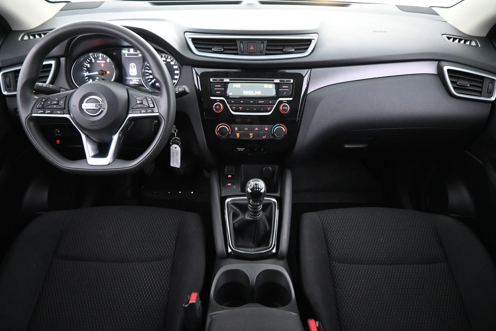 Car Image - 1Ic3qkkxBy25JEwvtmq1MR