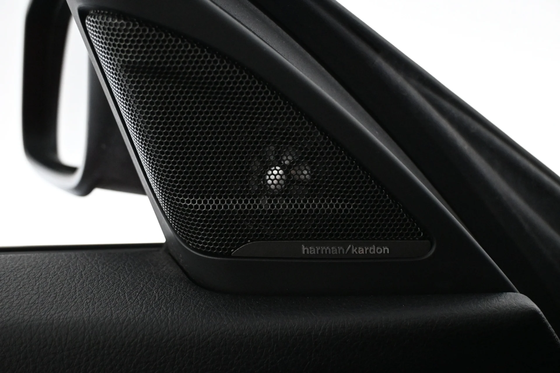 Car Image - 3ylhIqhJhIVyVphYdj8FBQ