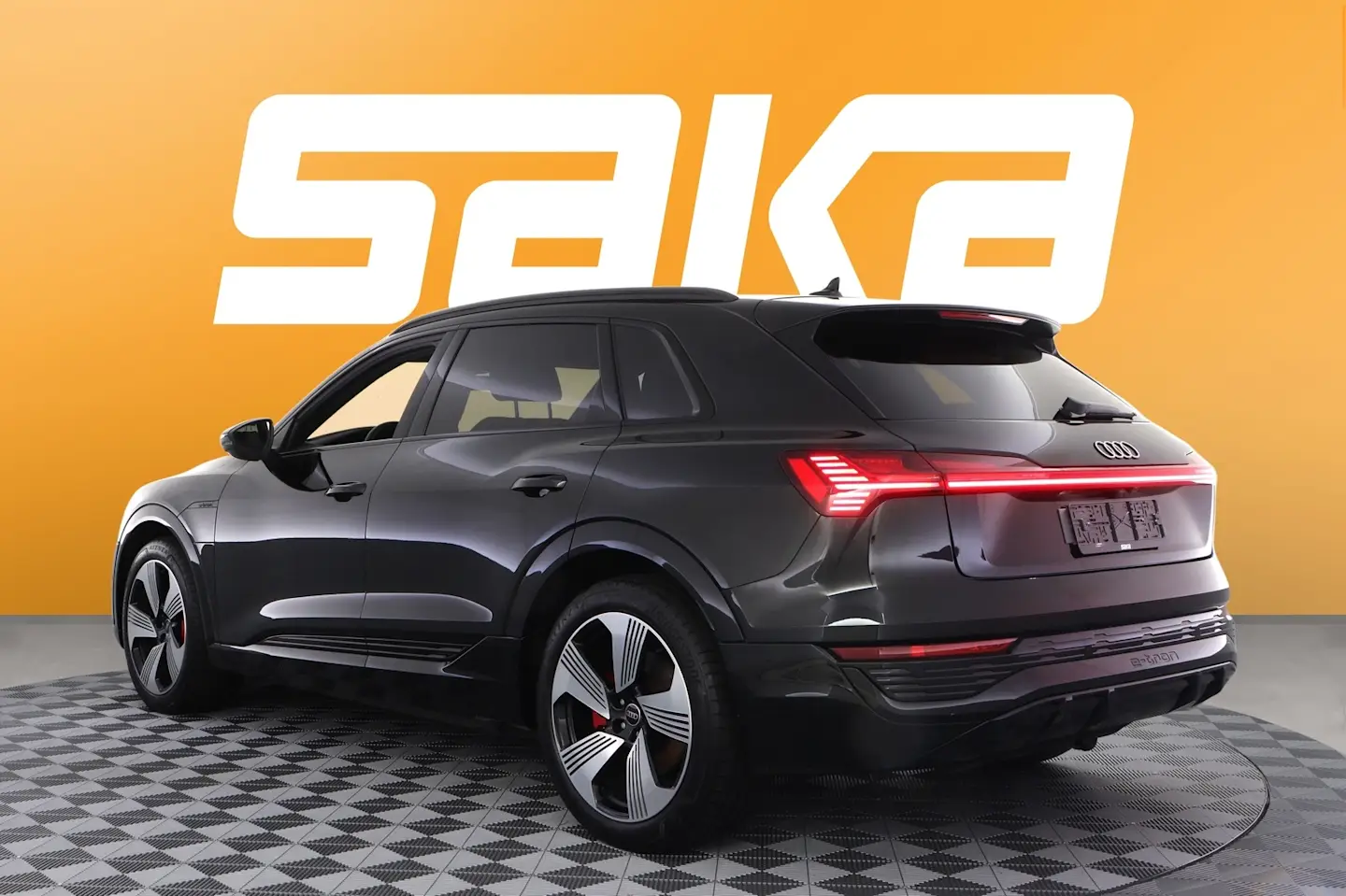 Car Image - 3y1SawntEXxnjzqcdsEwQ9