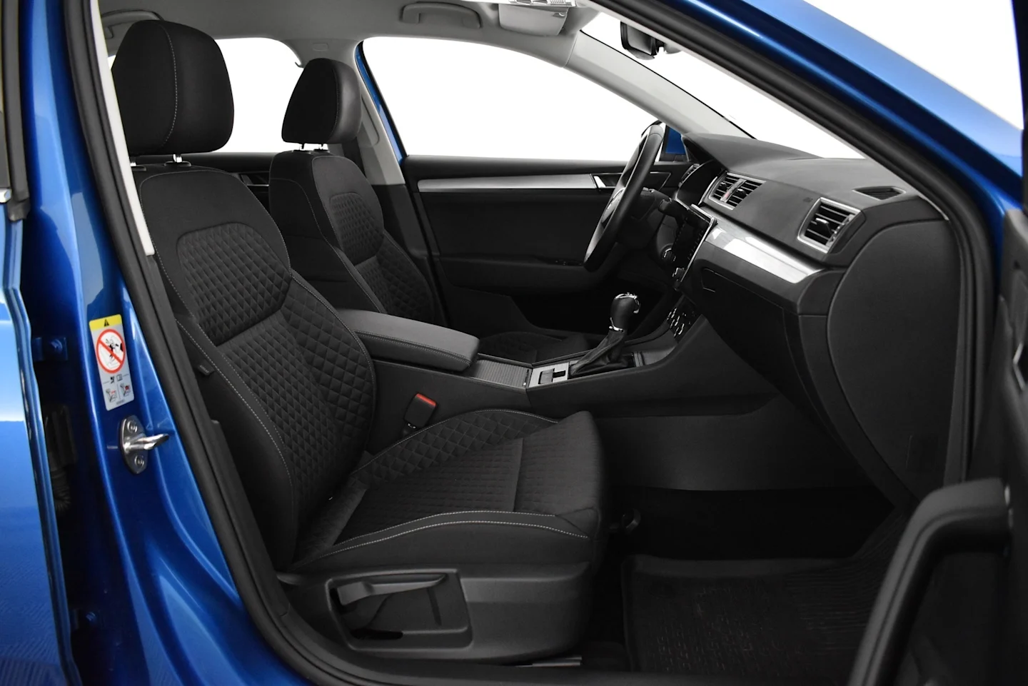 Car Image - FAcisVqUUta3EkMVpNmS4