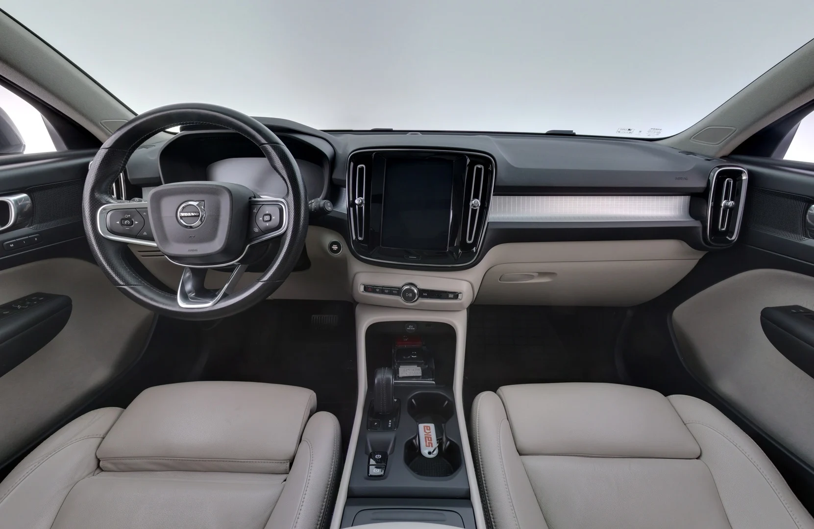 Car Image - 2QYuHWR5ifdTucruvestxd
