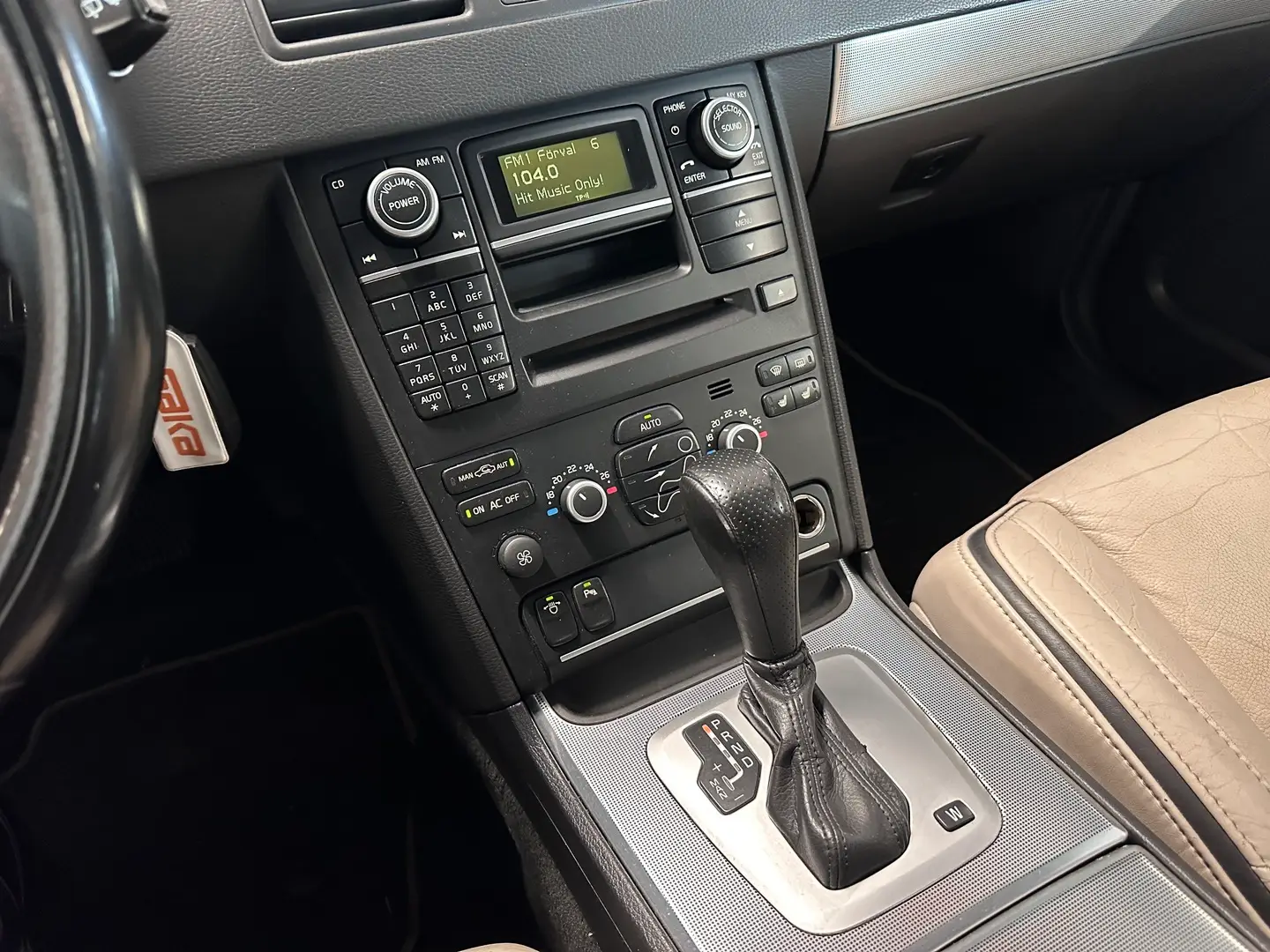 Car Image - 3eIdv3OabpQ7C5mkM10kE2