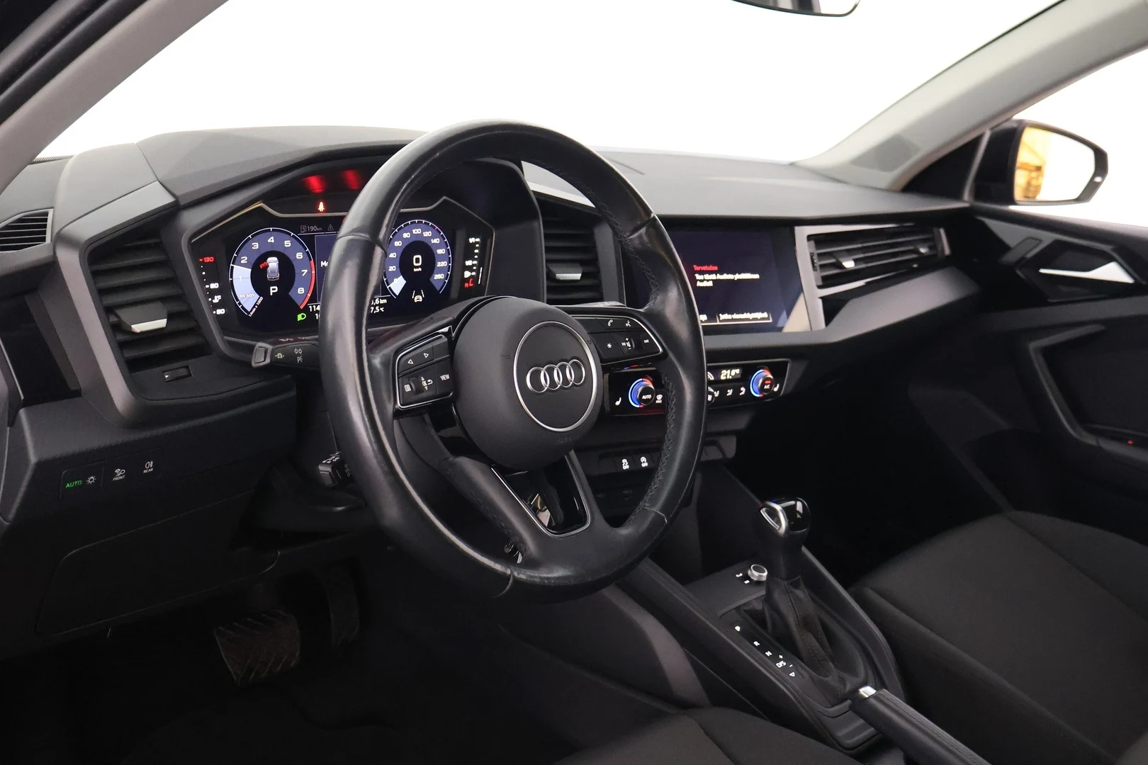 Car Image - 5f0yXn3LJfLQx5jt4uVkeE