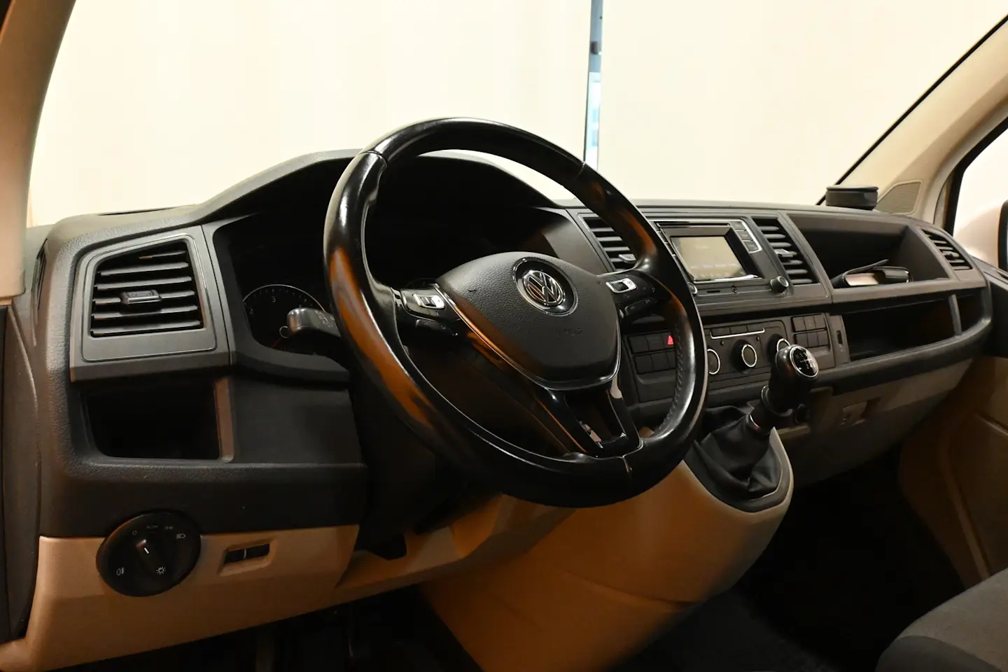 Car Image - 6it8i0ytXrQweLGH8gWAhu