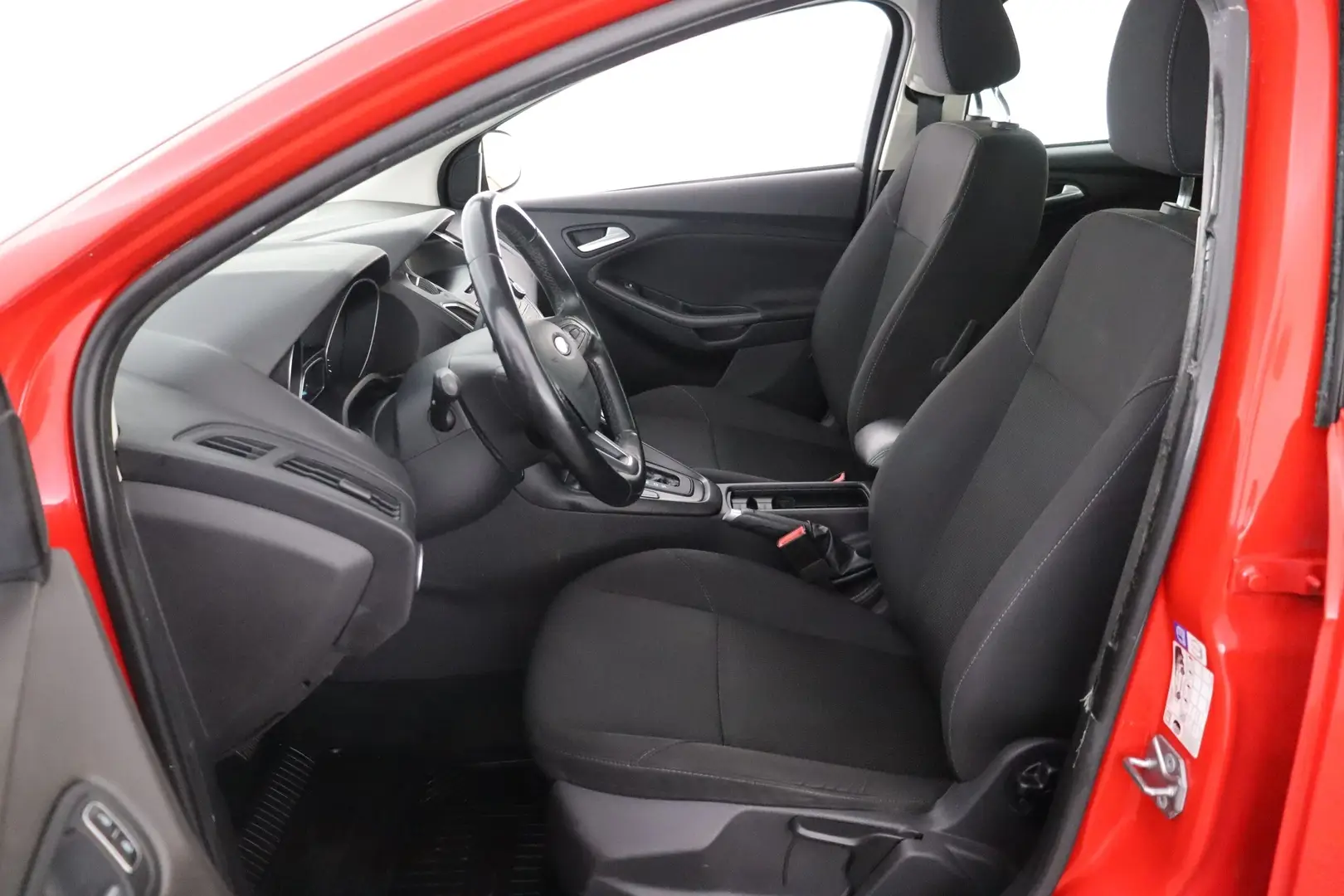 Car Image - 5uVvBLZEB2fQMTcTjwsfOo