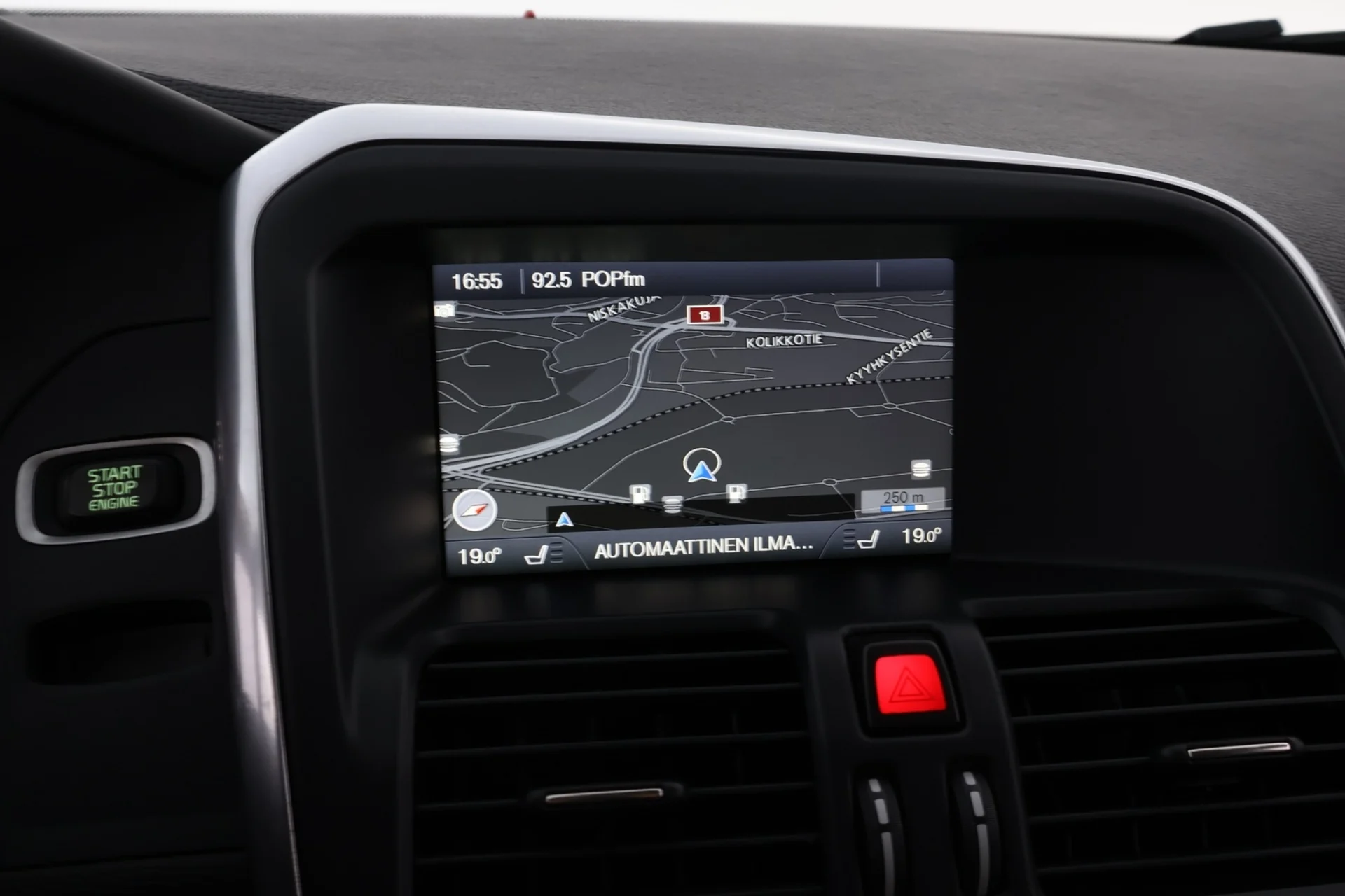 Car Image - 3BIhHpoRJqdmFxXRaCoGWd