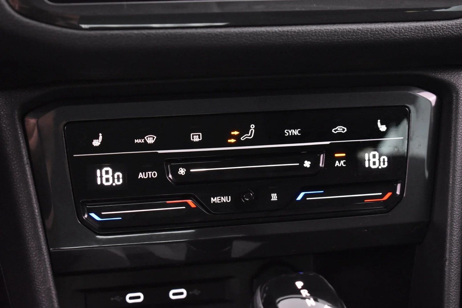 Car Image - 3bCOIj8ZTwVlTOICZgjRG8