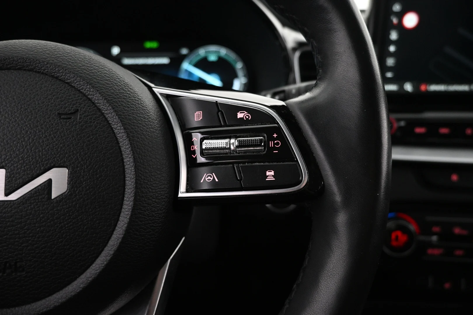 Car Image - 1o9l3tV8ncxQONWRhGO3R1