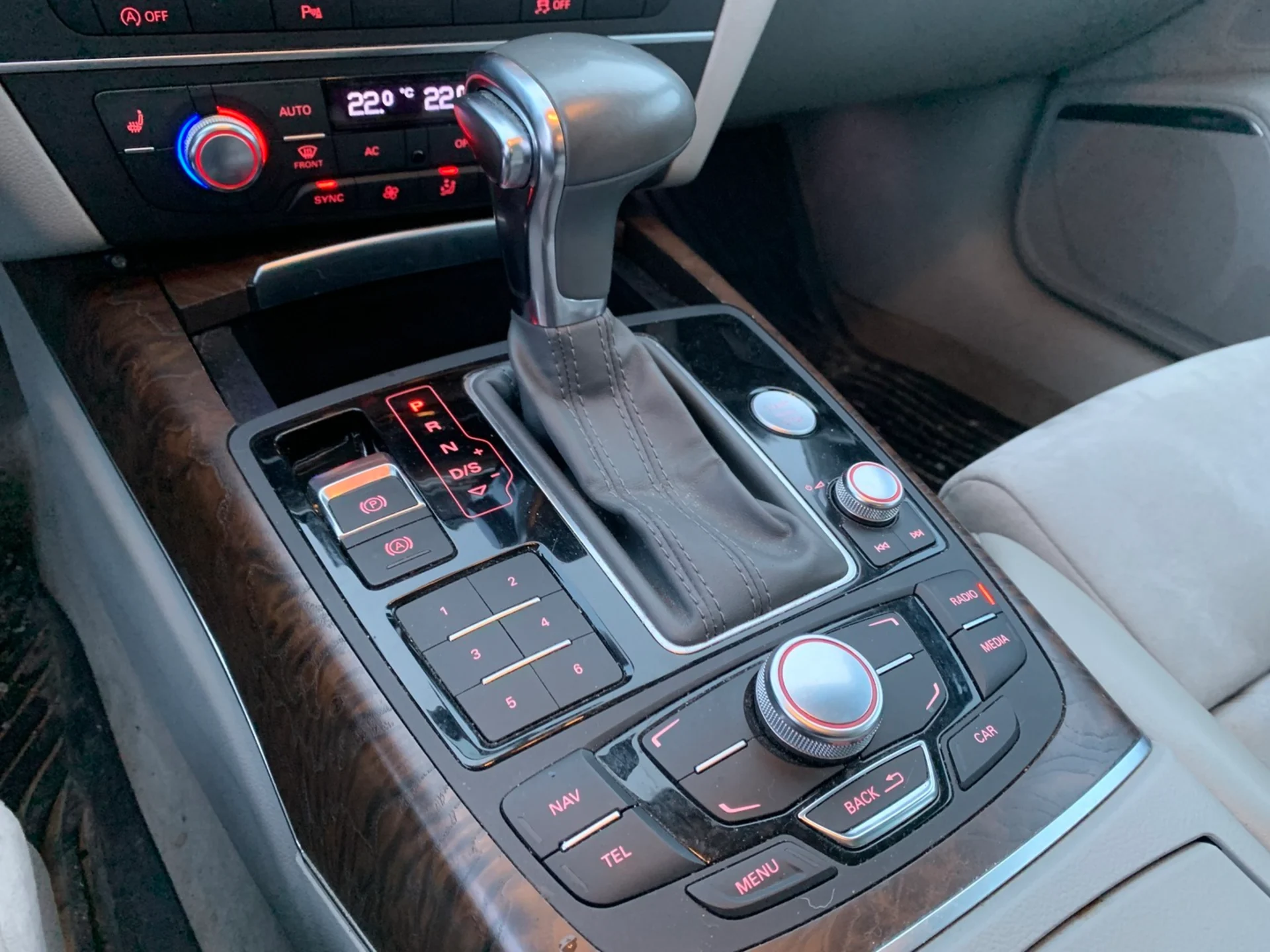 Car Image - 2BhdptYCO8tY3JtcfJDEoU