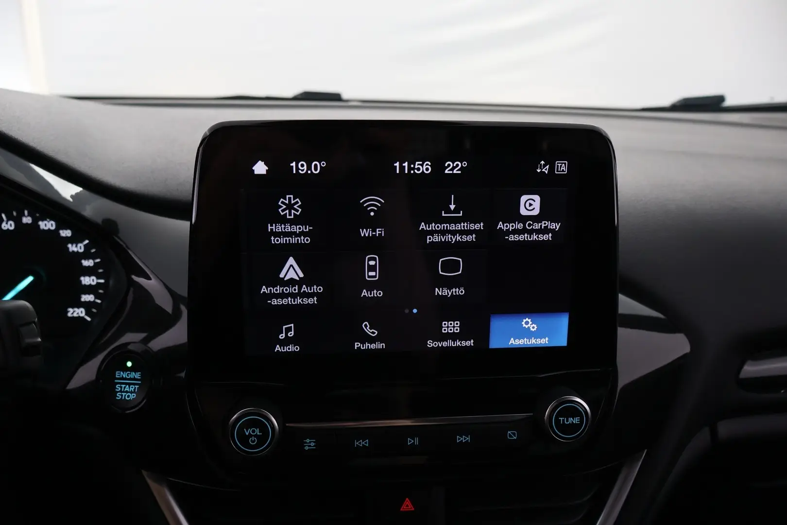 Car Image - 7b6WxDkNgpiBd0rZfhM9jK