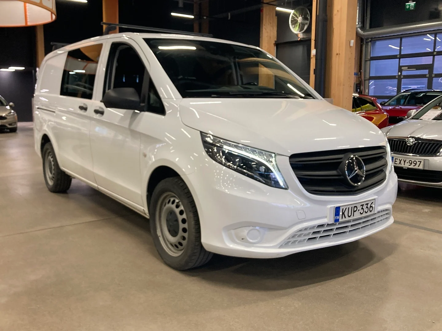 Car Image - 2QgvmAtSPDevKCmjdCcsSL