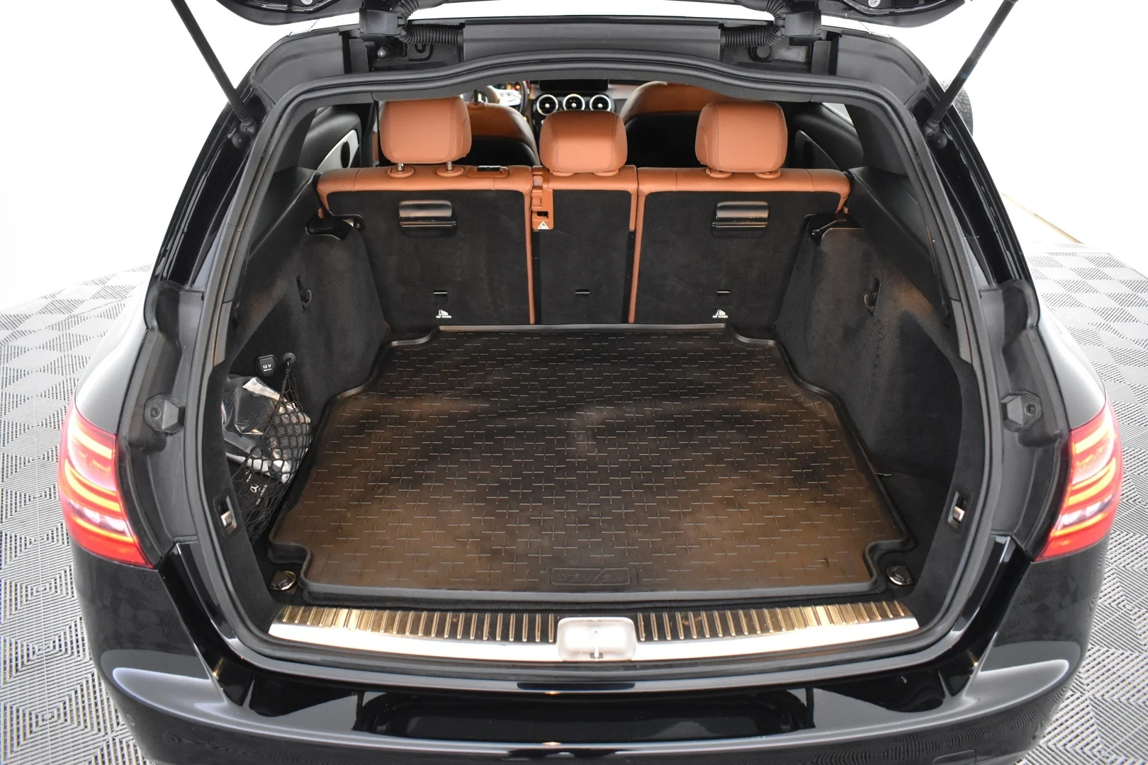 Car Image - 40rNCa6vF0W47nRBlBzWGA