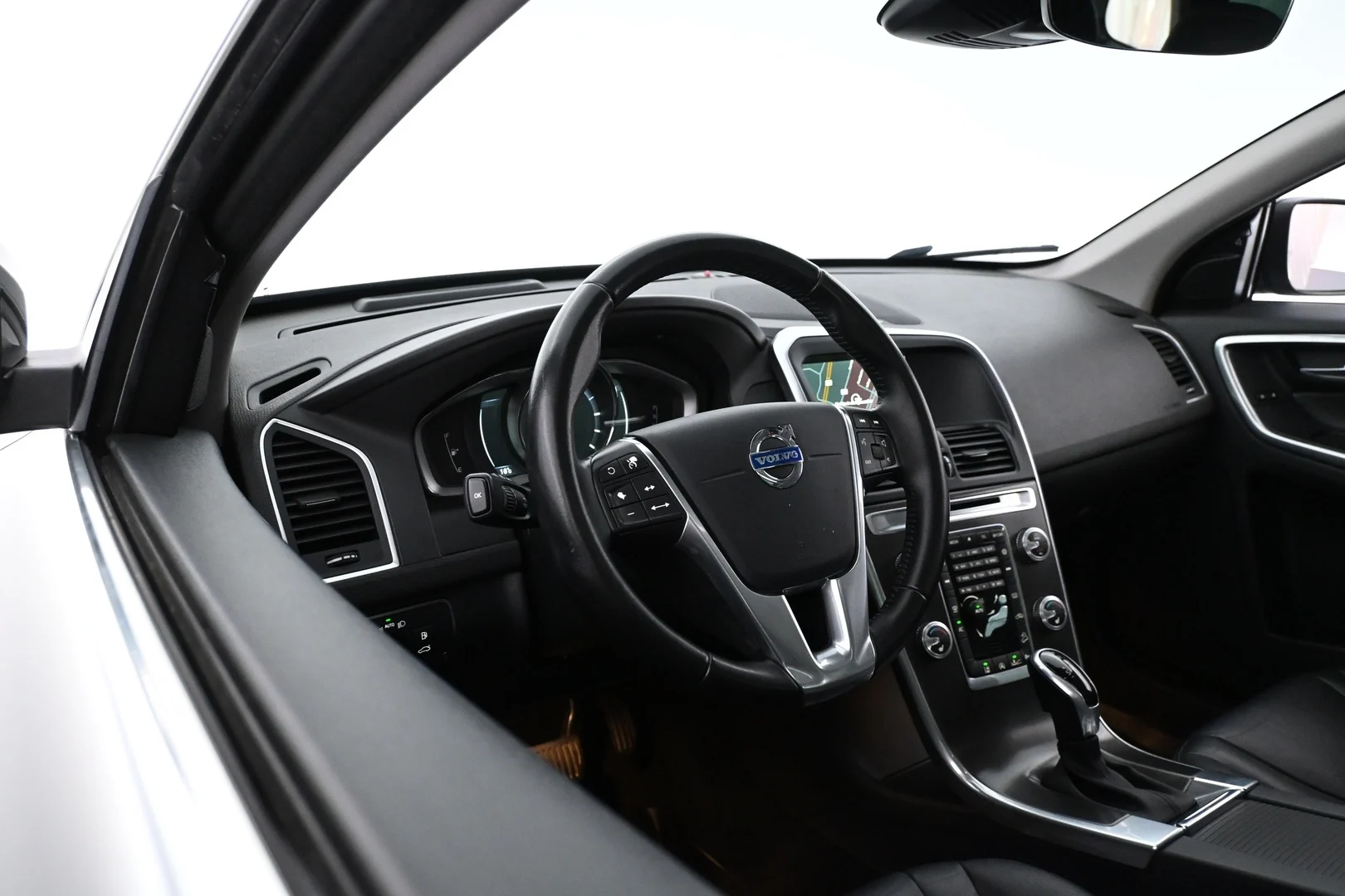 Car Image - 2X1uN0Vn5MOlxiXiwCEFDB