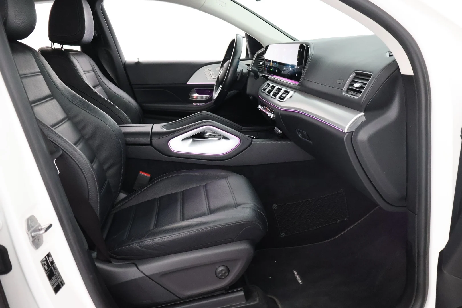 Car Image - 6IfPKWBtpOIJOyttHt3xZy