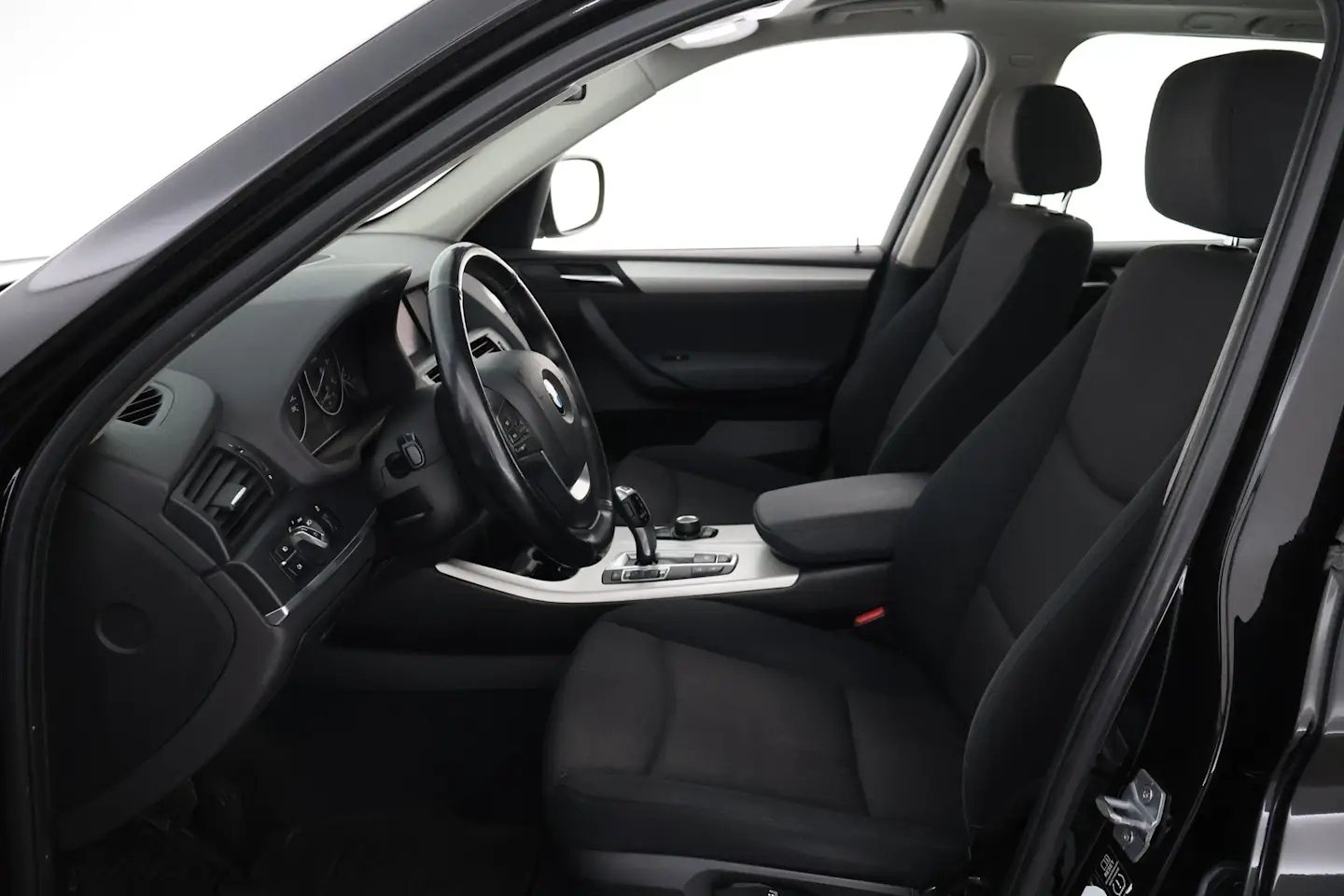 Car Image - 6sq7bEXCirV5eqeVVbO4un