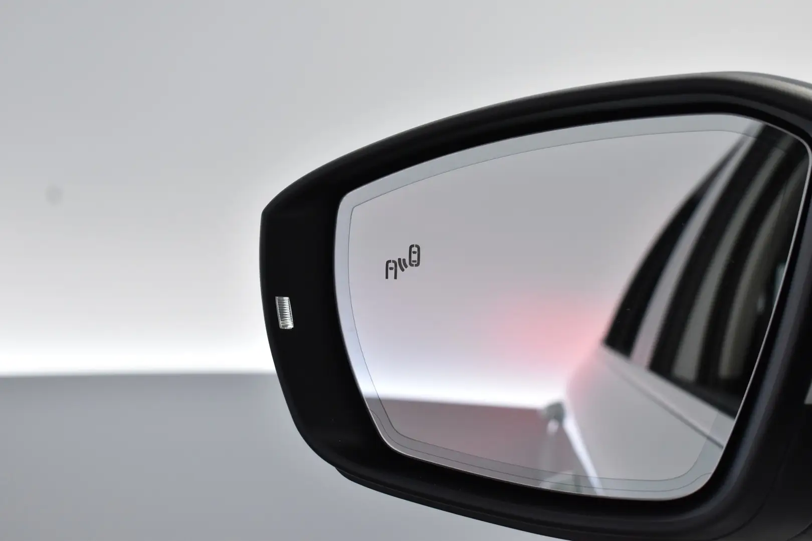 Car Image - hq1tnSlZBYnNN7o93qcrJ