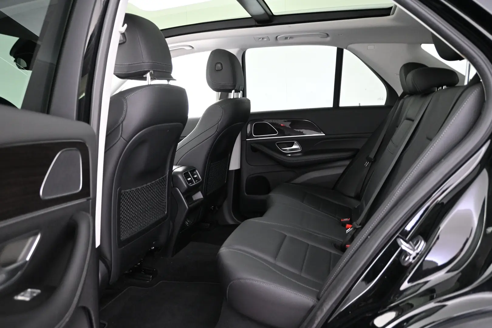 Car Image - 2kfToUqBYUsdzcRQshvHbo