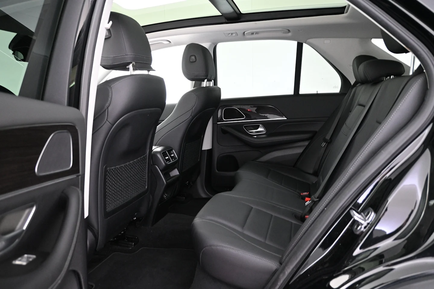 Car Image - 2kfToUqBYUsdzcRQshvHbo