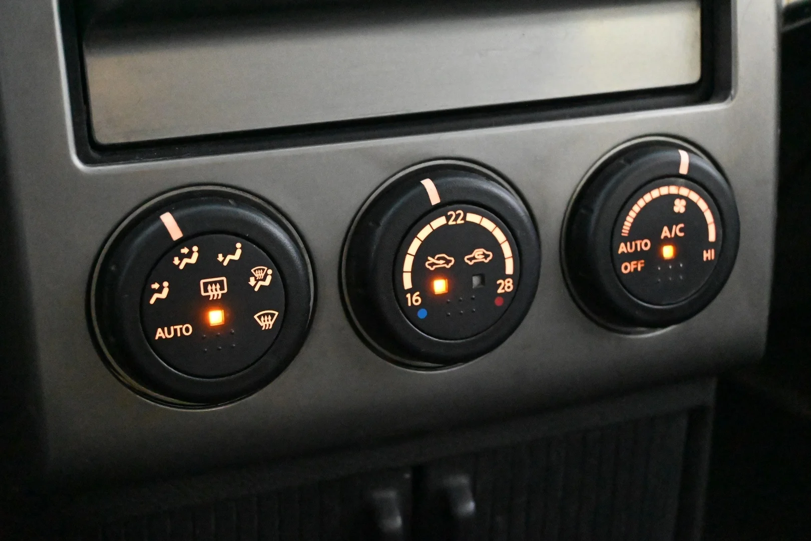 Car Image - 45JY8tqQpWcu3jvV06Rj65