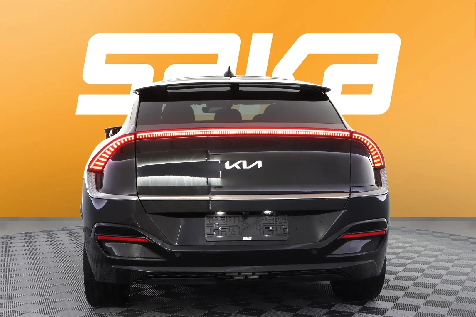 Car Image - 3TyiBY2lCol9xh9y7TNQeK