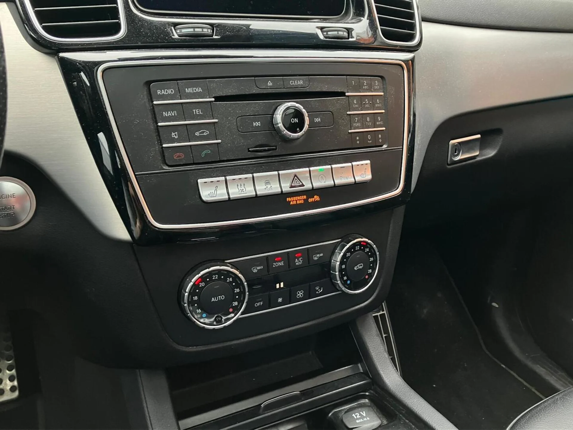 Car Image - 7J7RxJ7OjLLZJ6UFauJK1y