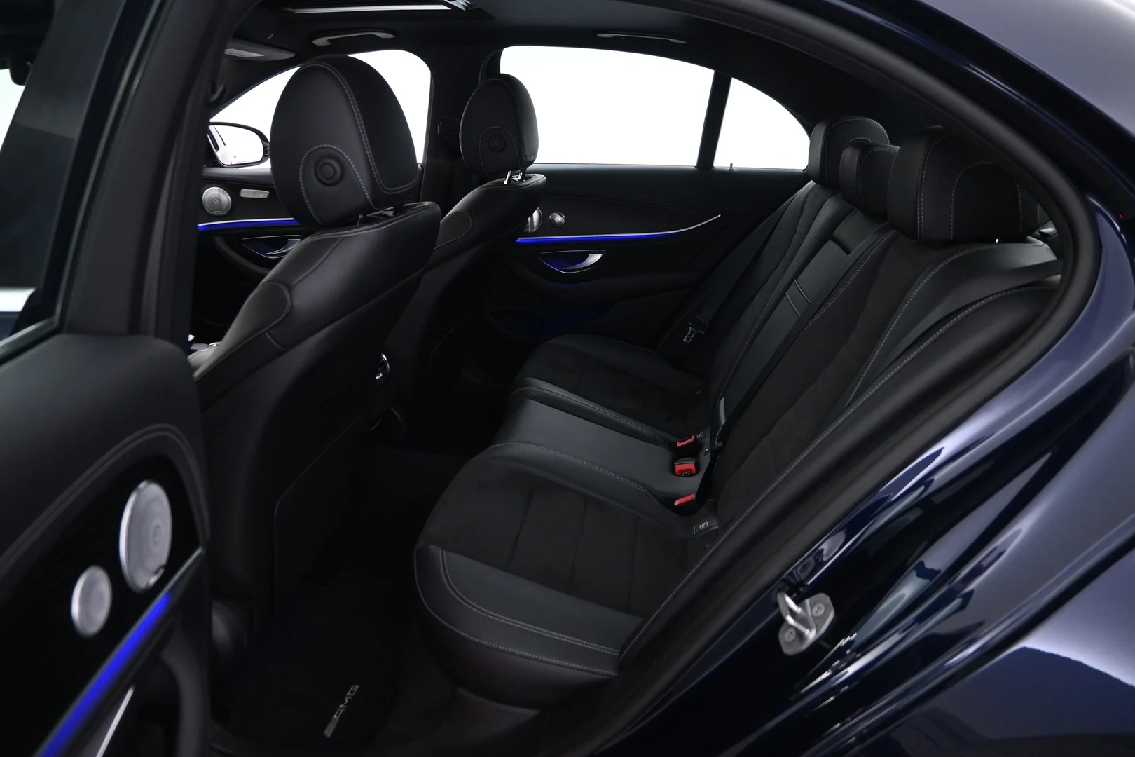 Car Image - 60gFY4Nr4UzNzPBzEoRlTa