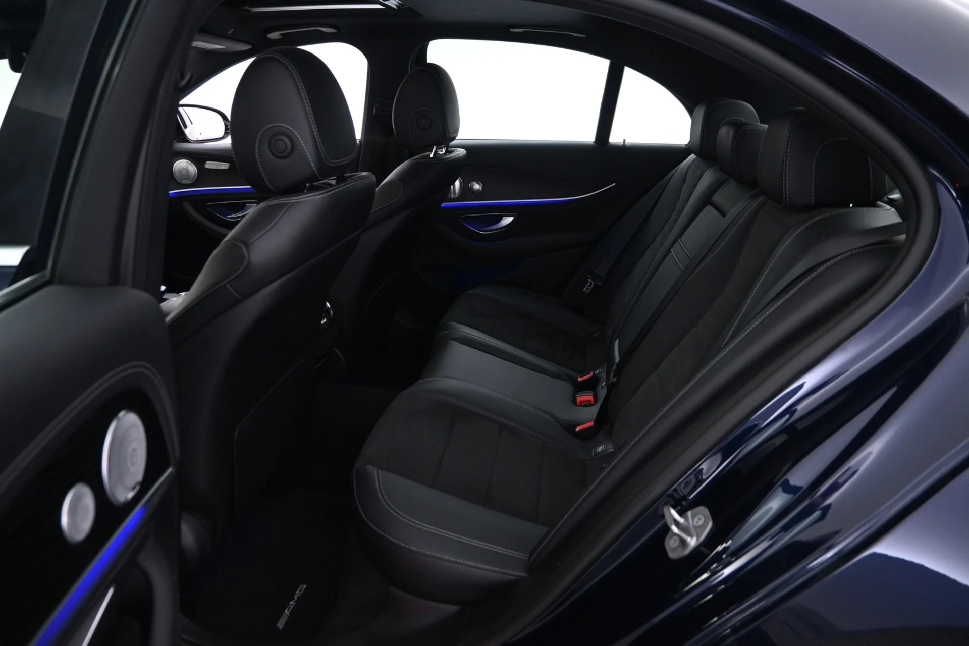 Car Image - 60gFY4Nr4UzNzPBzEoRlTa