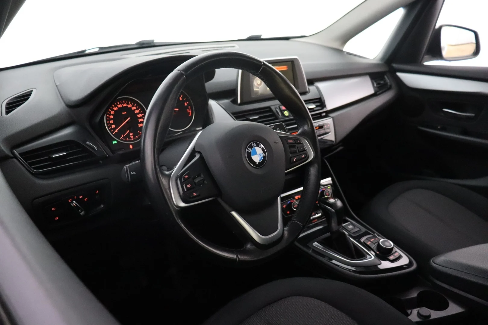 Car Image - 1fkaucwlh5lBtex9Co1KKw