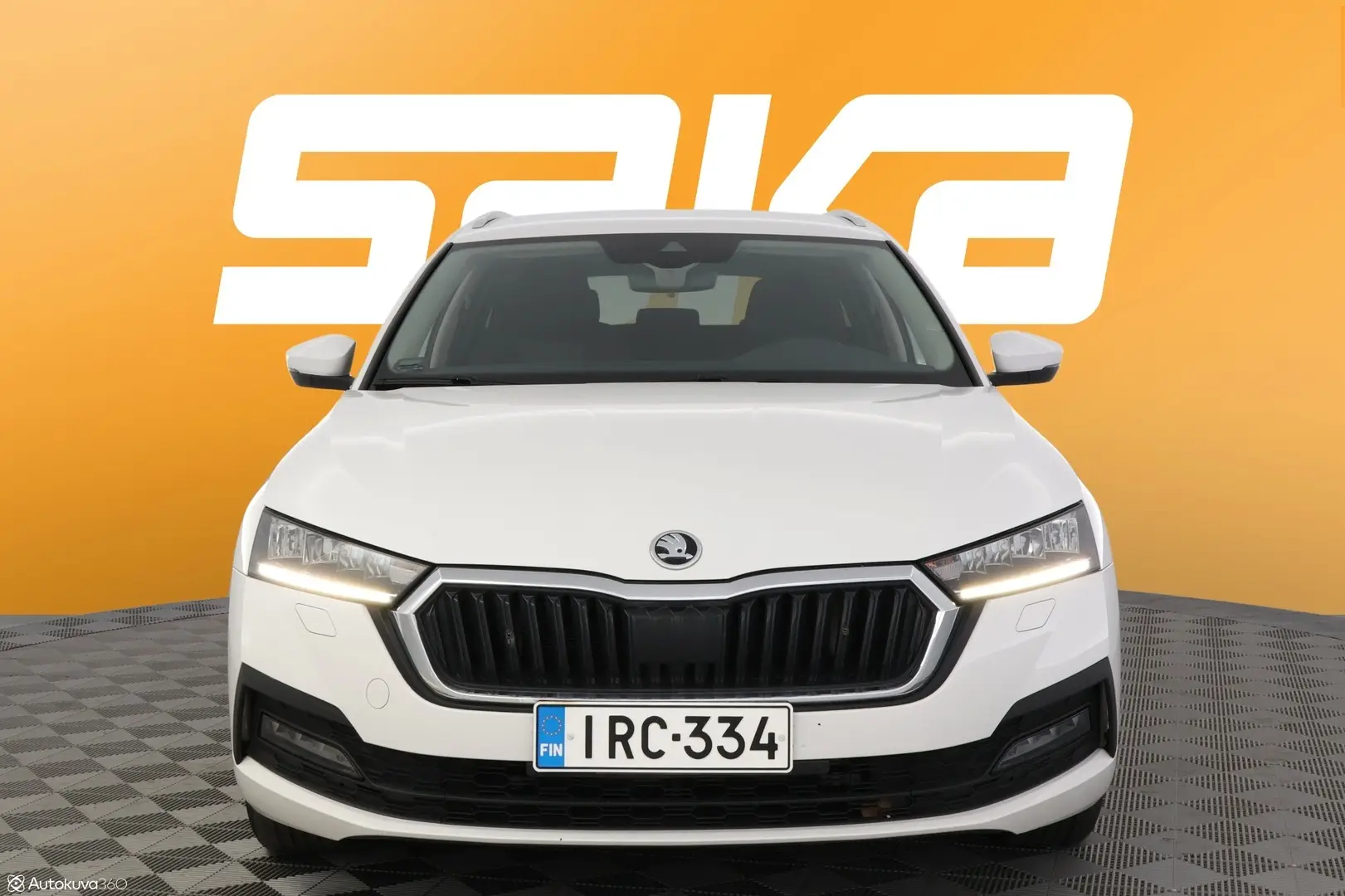 Car Image - 3uVMtxJLzb5wDMudNg5px9