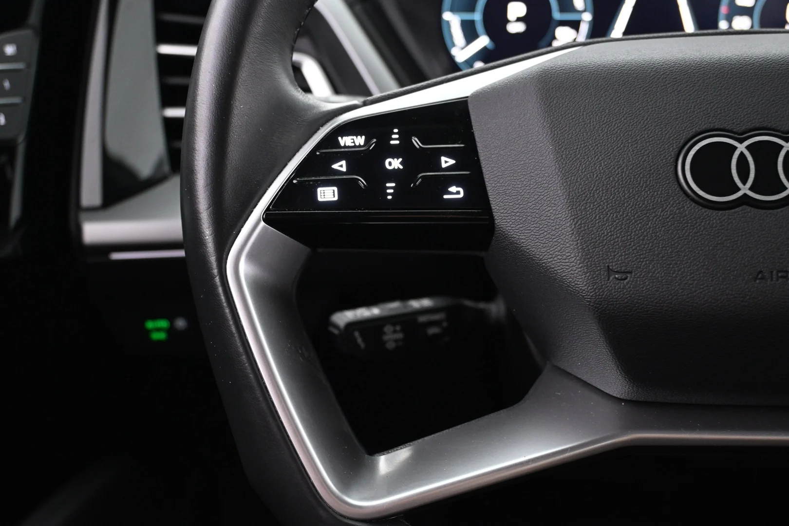 Car Image - 407dLur7D8zhgMImtNDlmB