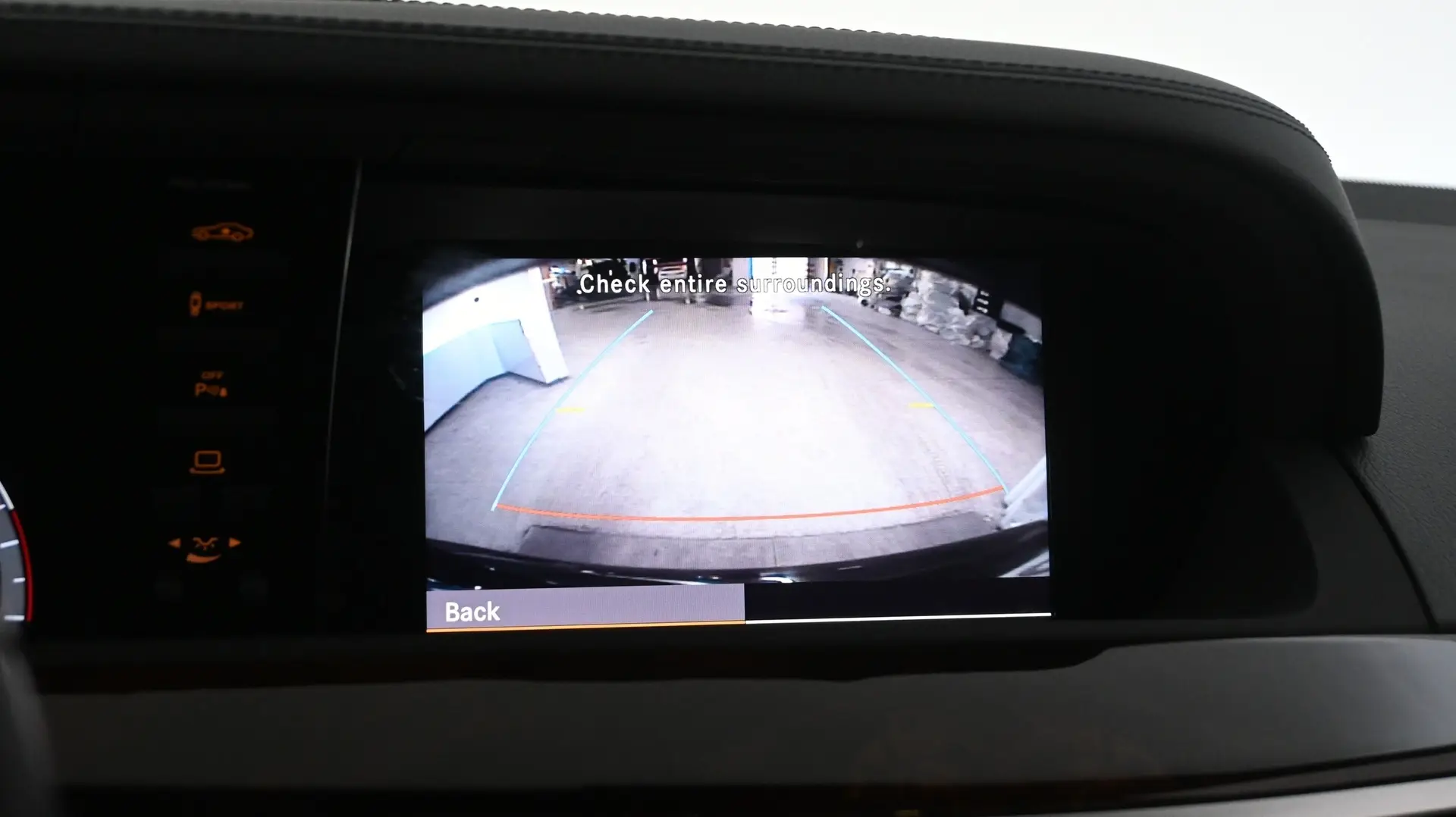 Car Image - 2jjB1OiW6LEvzJjcJ4Rp6z