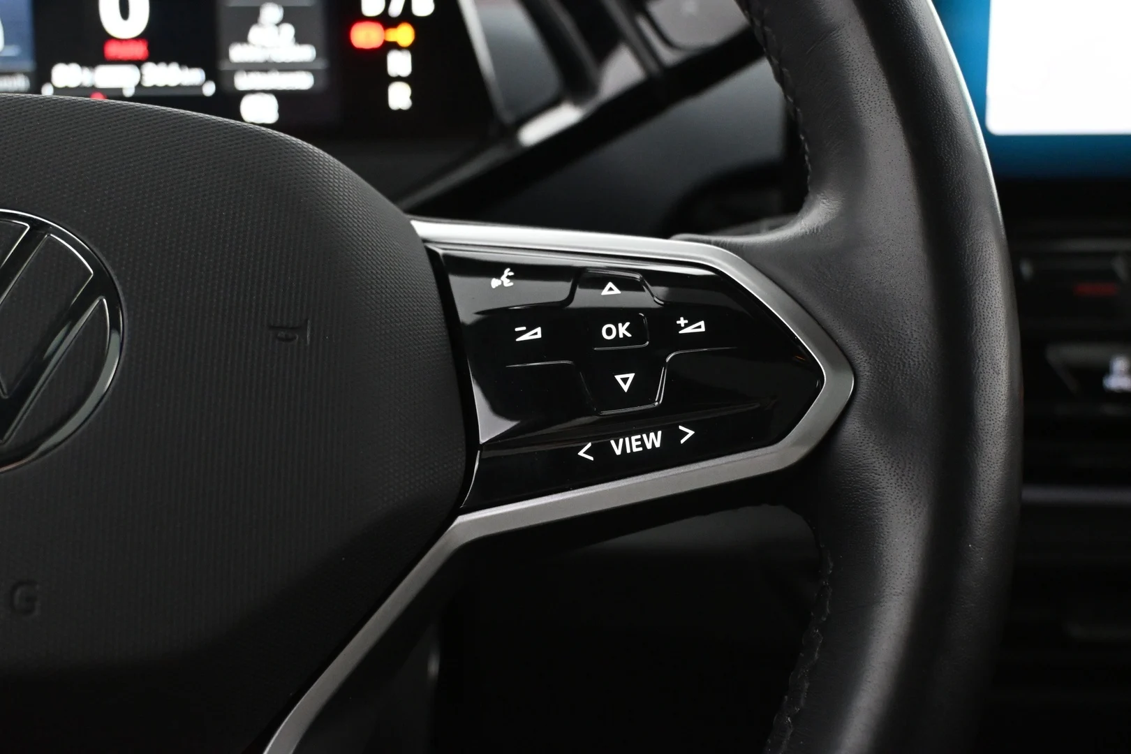 Car Image - 7wSVHQUs00zhxUGM4EKEG1