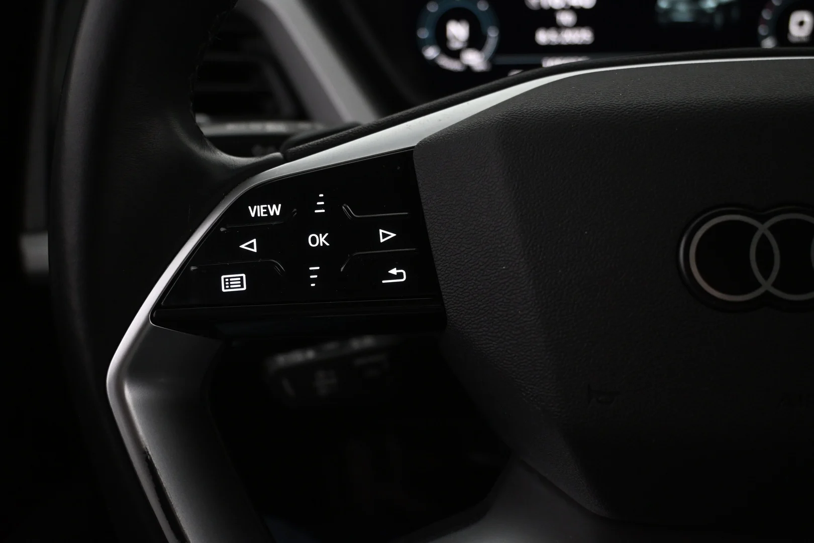 Car Image - 17OXqzXAatYYIxe4JVGN0G