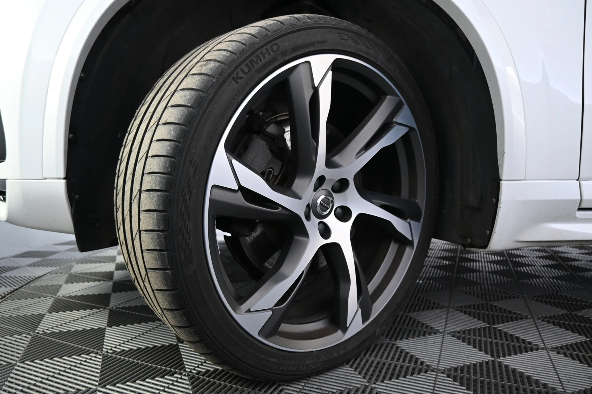 Car Image - 1Lwvbtd7SEDx8hENcaVgSB