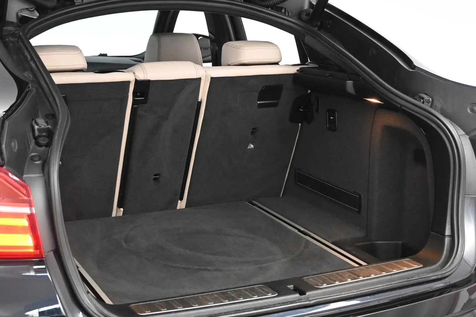 Car Image - 5YeK9S9O91YS5YRAmGH6eM