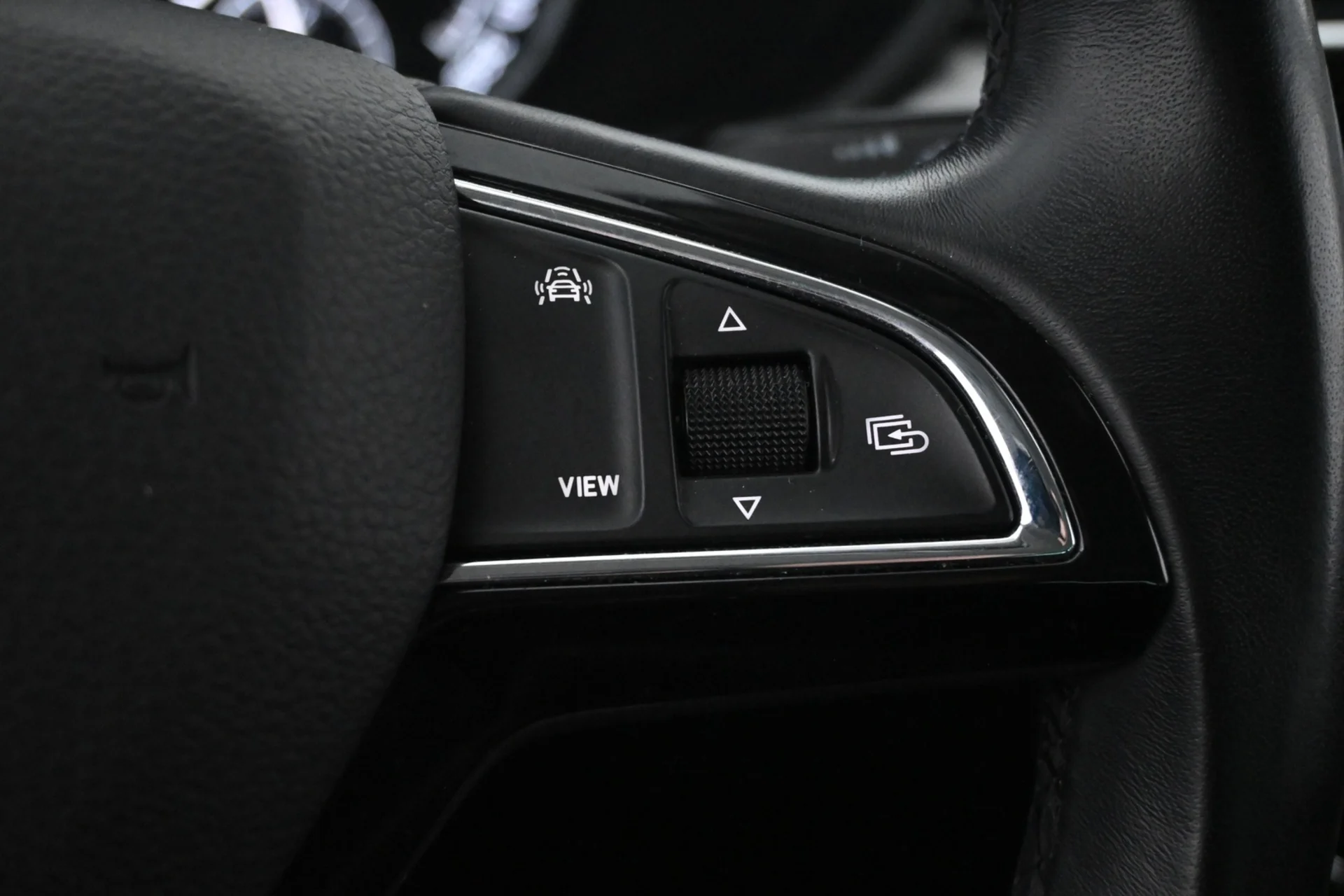 Car Image - 6pcBvad3Tn1MIbPyLfghBP