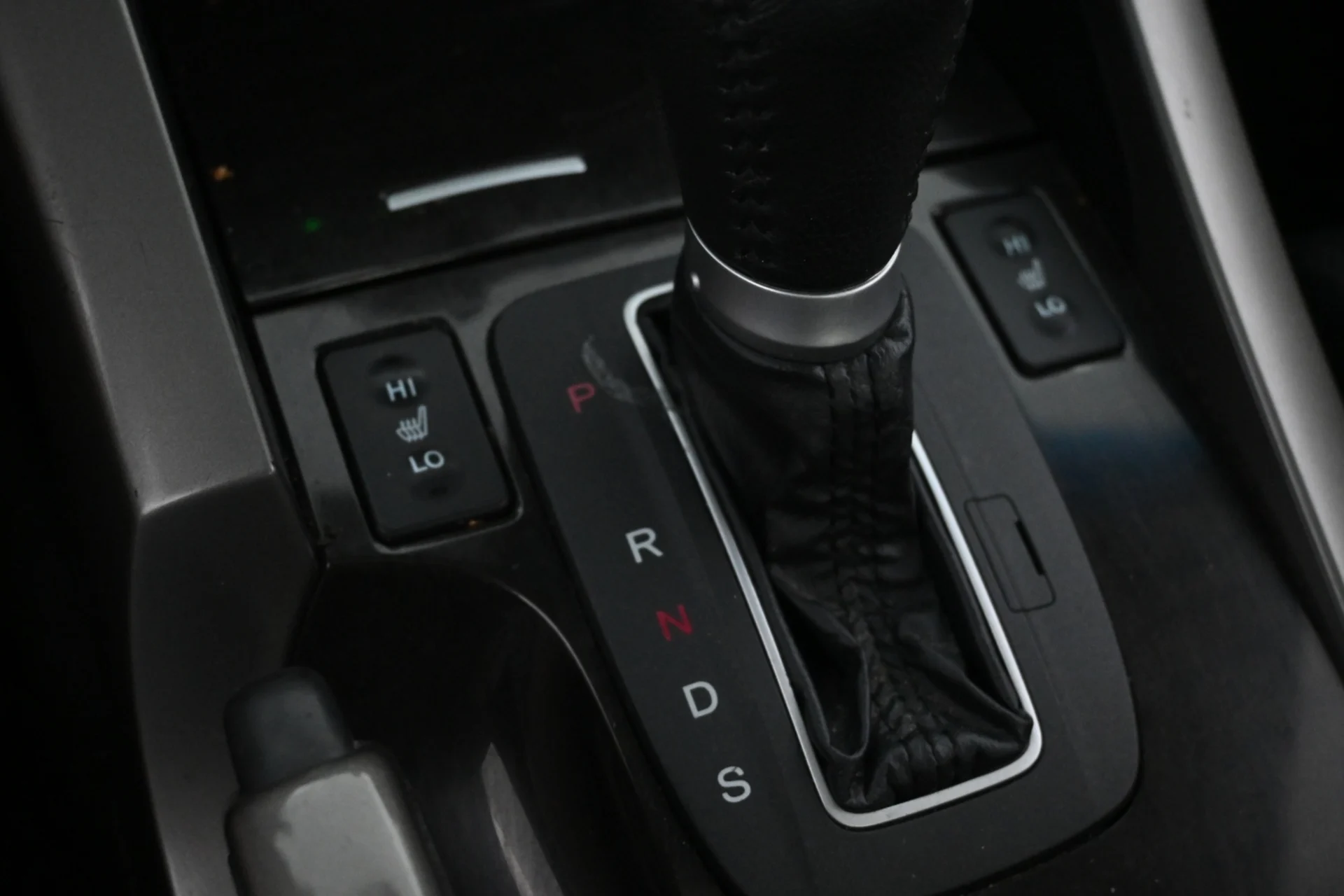 Car Image - 4hkLBZ3YDRdLK3bcwEs8ad