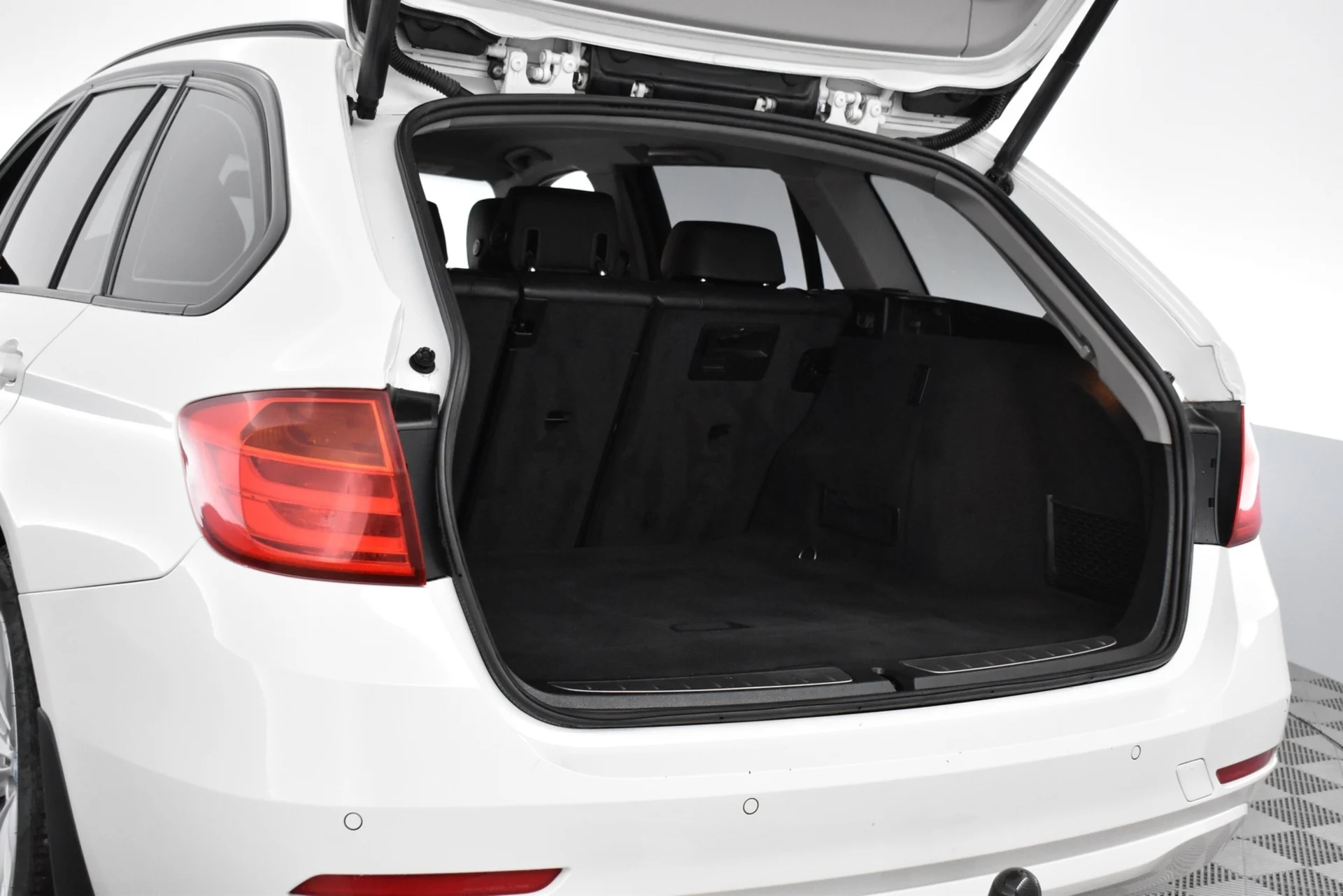 Car Image - 1kW7OdJ4gqA0YWvqhFmVN7