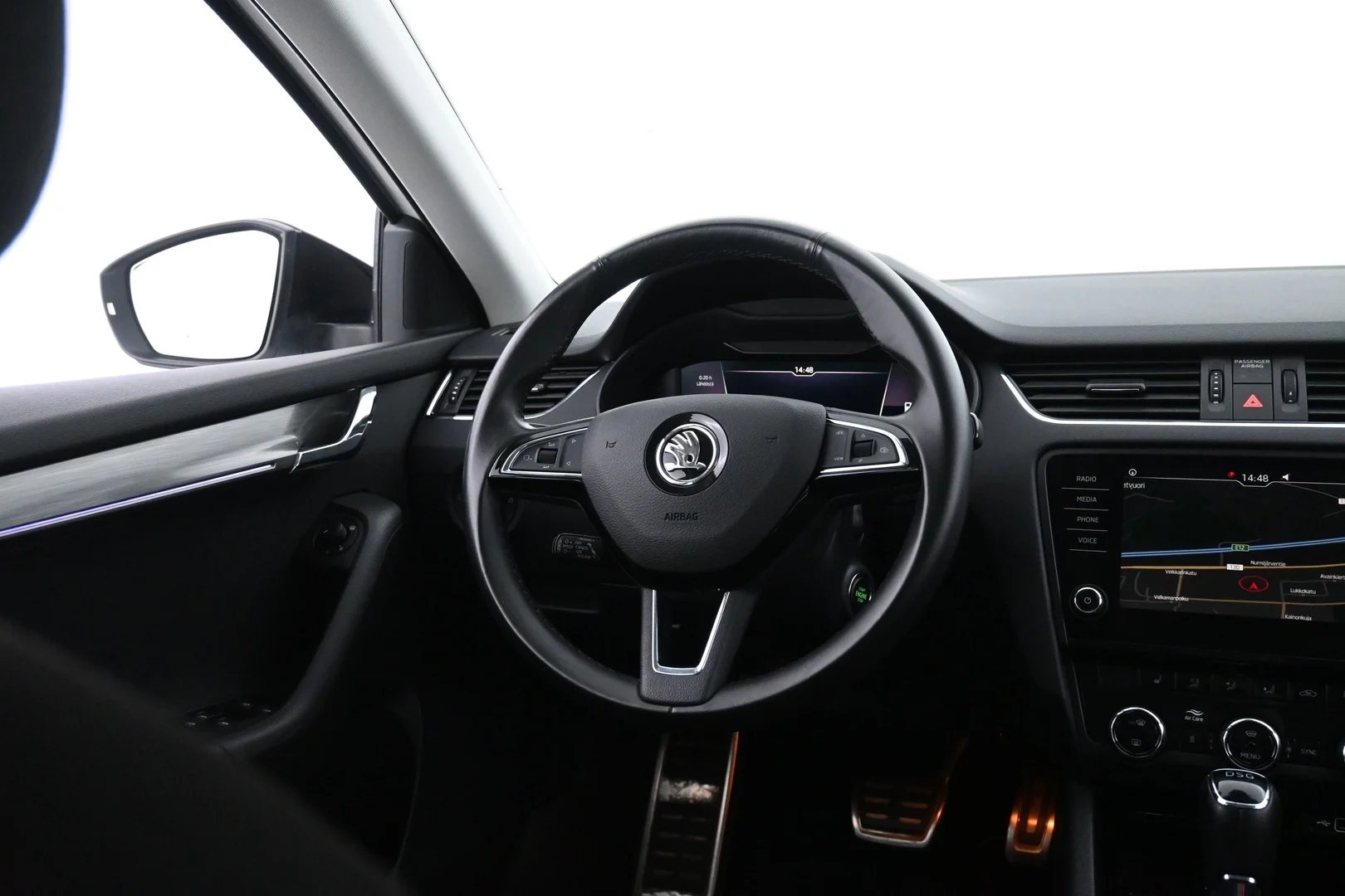 Car Image - 5dZYfmi7JaTR01KH4JQJJ1