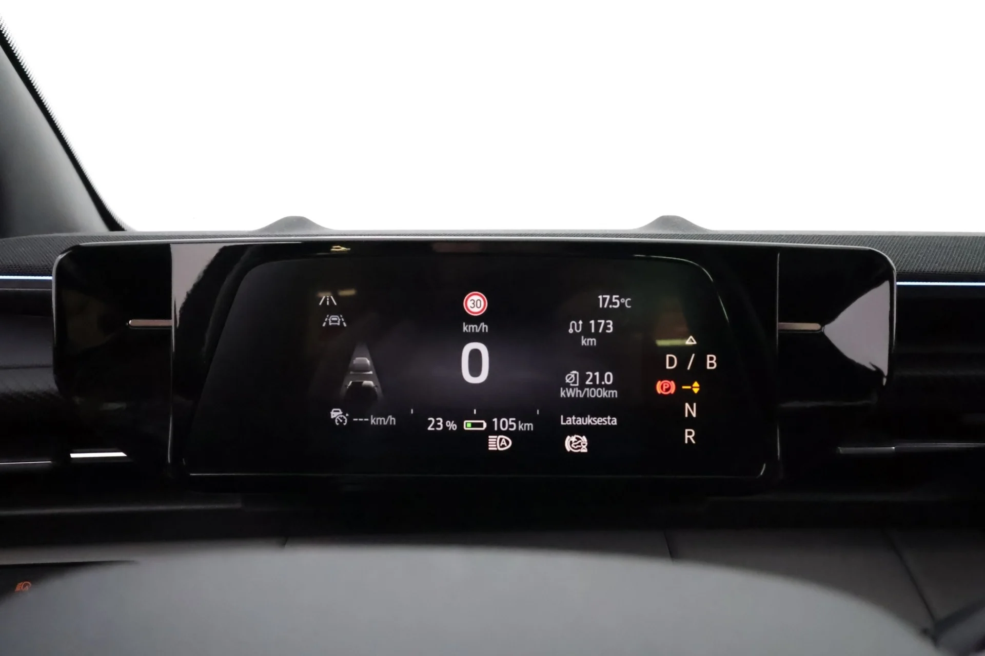 Car Image - 769eerND4n9SROjQ0JQYf3